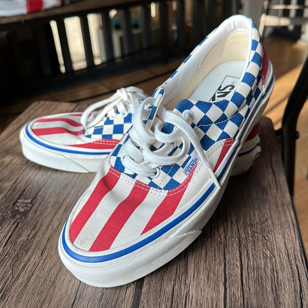 Vans!!